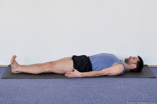 SUPTA TADASANA