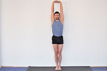 URDHVA BADHYANGULIASANA